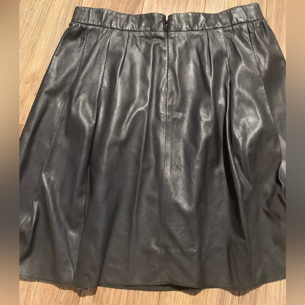 Vince dark grey short 100% leather skirt